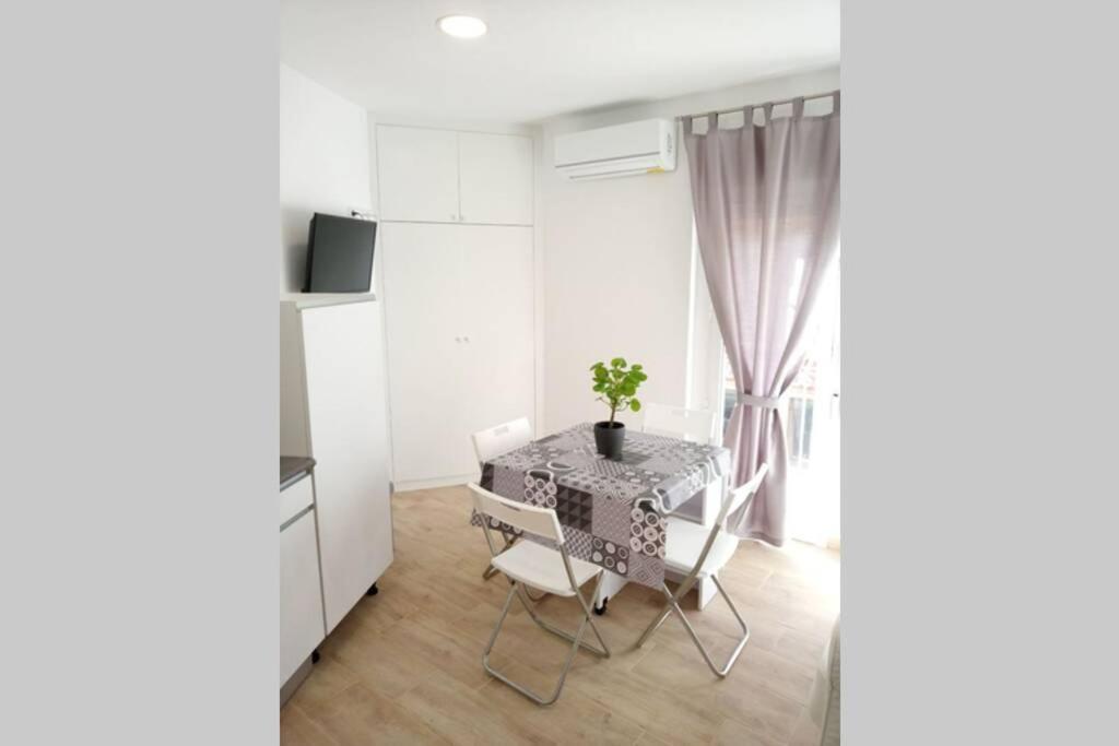 Apartamentos En Alameda Junto Al Corte Ingles Cartagena Exteriör bild