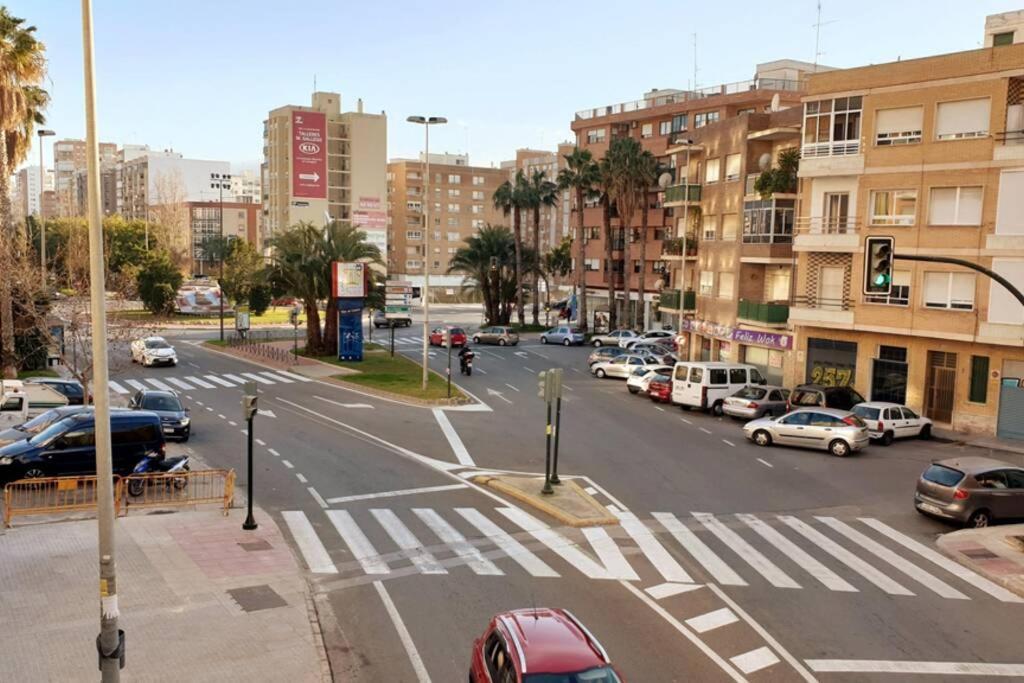 Apartamentos En Alameda Junto Al Corte Ingles Cartagena Exteriör bild
