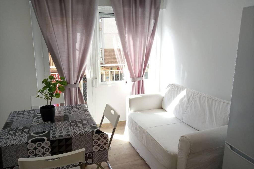 Apartamentos En Alameda Junto Al Corte Ingles Cartagena Exteriör bild