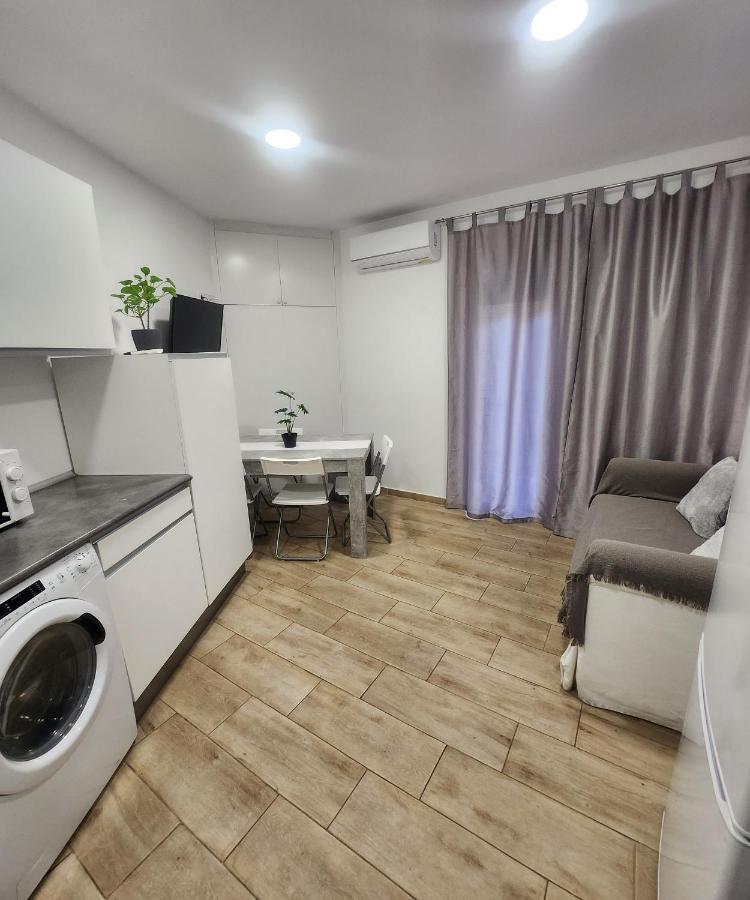 Apartamentos En Alameda Junto Al Corte Ingles Cartagena Exteriör bild