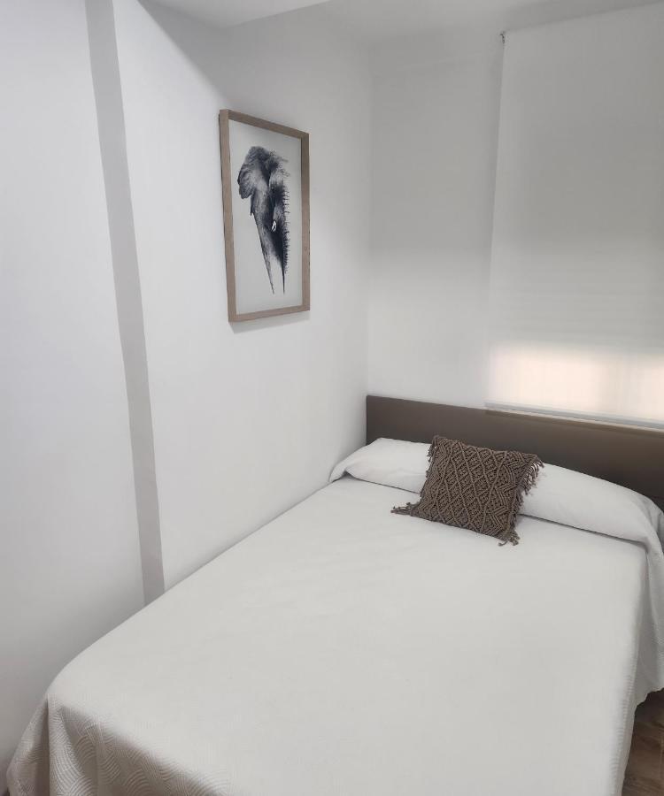 Apartamentos En Alameda Junto Al Corte Ingles Cartagena Exteriör bild